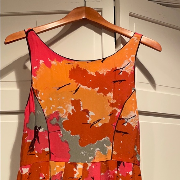 Vibrant Abstract Floral Dress - Picture 6 of 9